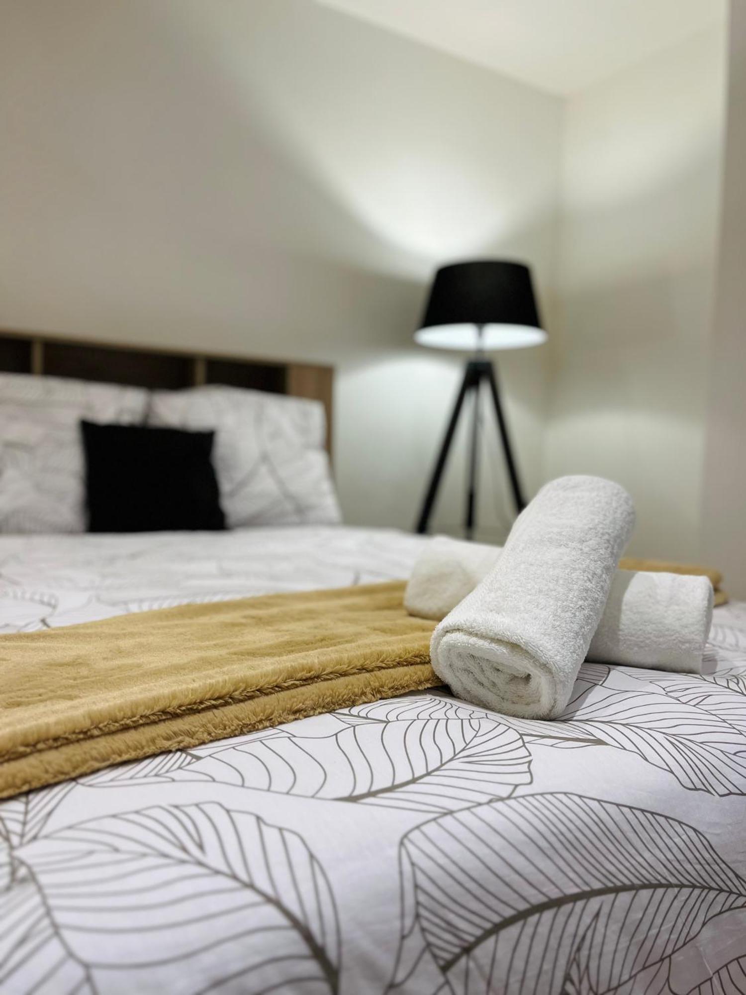 Apartmán La Ruche Arrageoise - Parking Gratuit - Cozy - Grand Lit - Long Sejour Arras Exteriér fotografie